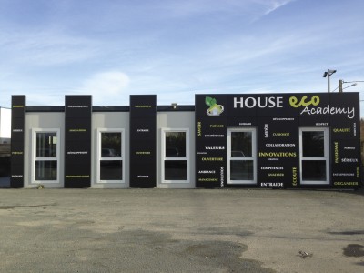 IMG_0027 Facade du showroom House Eco à Angers